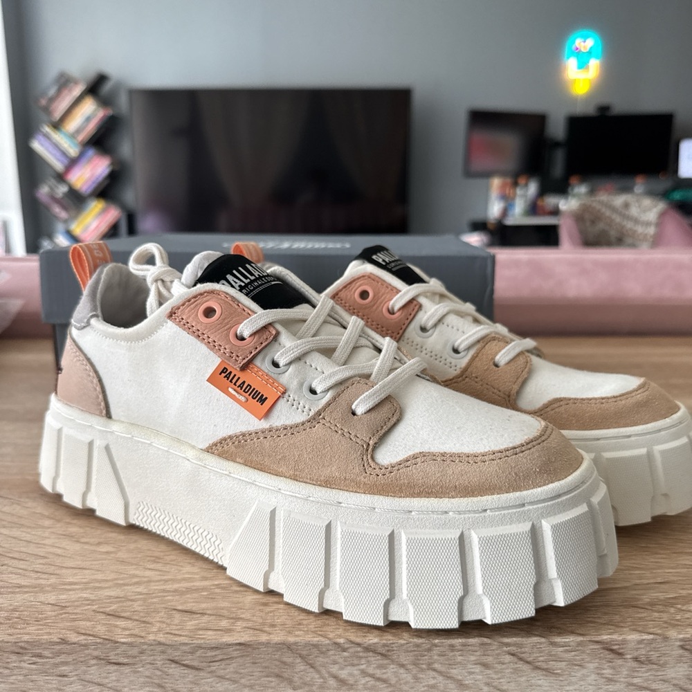 Palladium Pallatower Lo Off-White and Beige Chunky Sneakers